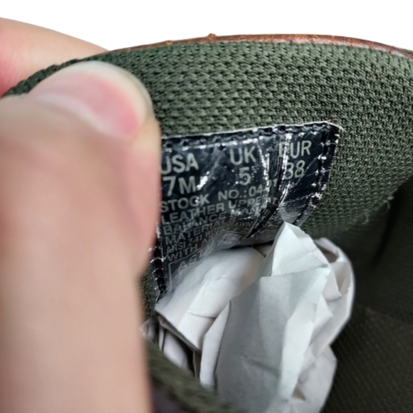 Wolverine steel toe Durashock leather work shoes, women's size 7M, brown - Picture 8 of 8